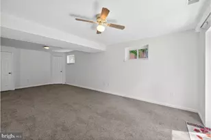 11203 Cedar Ln, Beltsville, MD 20705 - Photo 52
