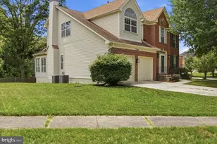 5704 Allwood Ct, Lanham, MD 20706 - Photo 2
