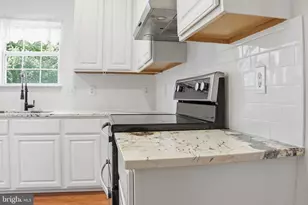 5704 Allwood Ct, Lanham, MD 20706 - Photo 12
