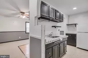 15700 Perkins Ln, Bowie, MD 20716 - Photo 18