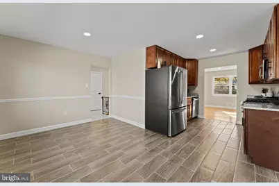 5109 Tyburn Ct, Temple Hills, MD 20748 - Photo 6