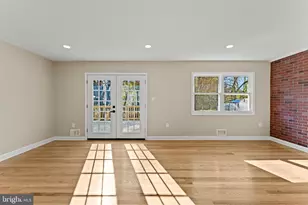 5109 Tyburn Ct, Temple Hills, MD 20748 - Photo 4