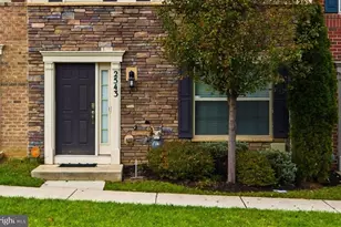 2543 Standifer Pl, Lanham, MD 20706 - Photo 2