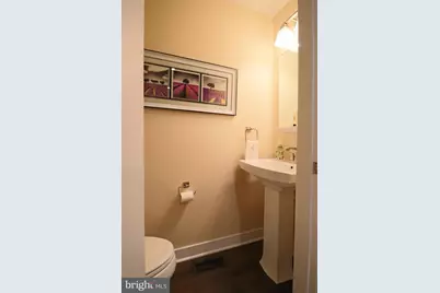 2412 Avondale Overlook Drive, Hyattsville, MD 20782 - Photo 10