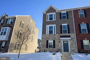 134 Smt Pt Blvd, Bowie, MD 20716 - Photo 2