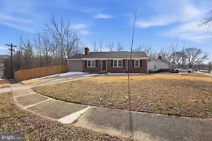 13001 Windbrook Dr, Clinton, MD 20735 - Photo 2