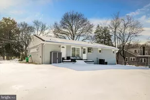 6012 Griffith Dr, Suitland, MD 20746 - Photo 42
