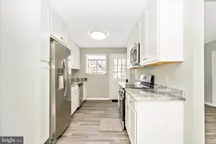 6012 Griffith Dr, Suitland, MD 20746 - Photo 22