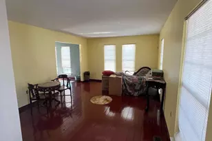 5715 Butterfield Dr, Clinton, MD 20735 - Photo 2