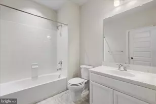 12706 Broughton Blf, Brandywine, MD 20613 - Photo 16