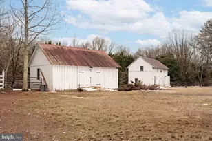 8100 Croom Rd, Upper Marlboro, MD 20772 - Photo 56