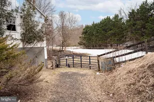 8100 Croom Rd, Upper Marlboro, MD 20772 - Photo 62