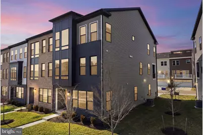 217 Summit Point Boulevard, Bowie, MD 20716 - Photo 6