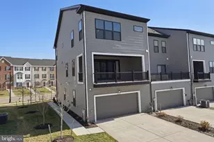 217 Smt Pt Blvd, Bowie, MD 20716 - Photo 46