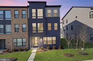 217 Smt Pt Blvd, Bowie, MD 20716 - Photo 4