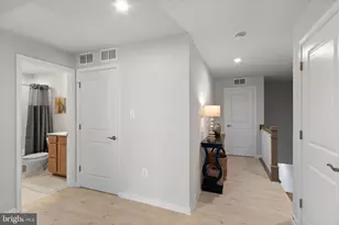 10521 Jim Lovell Ln, Lanham, MD 20706 - Photo 24