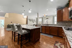 321 Radiant Ct, Upper Marlboro, MD 20774 - Photo 20