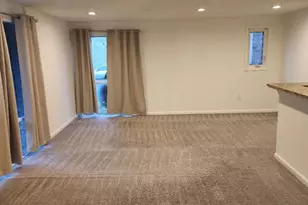 544 Wilson Bridge Dr, Oxon Hill, MD 20745 - Photo 4