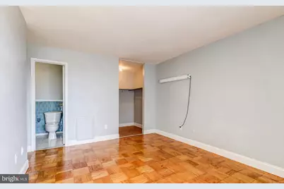 7957 Riggs Road #12, Hyattsville, MD 20783 - Photo 10