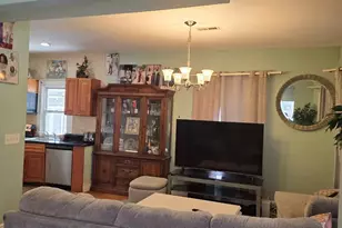 510 Dateleaf Ave, Capitol Heights, MD 20743 - Photo 2