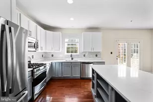 420 Esmond Pl, Upper Marlboro, MD 20774 - Photo 12