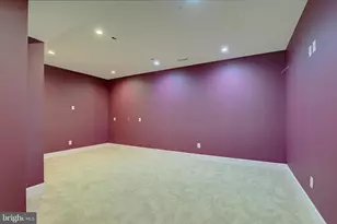 8105 Red Farm Ln, Bowie, MD 20715 - Photo 10