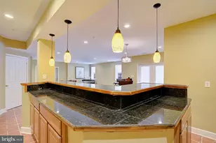 8105 Red Farm Ln, Bowie, MD 20715 - Photo 4