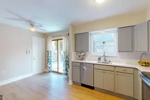 11707 Balsamwood Terrace, Laurel, MD 20708 - Photo 14