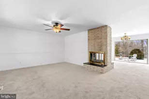 12202 Rustic Hill Dr, Bowie, MD 20715 - Photo 4