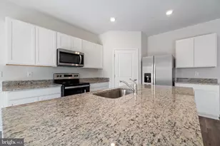 5129 Glistening Pond Wy, Upper Marlboro, MD 20772 - Photo 4