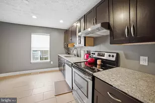 10305 Beaver Knoll Dr, Upper Marlboro, MD 20772 - Photo 8