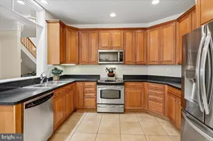 13122 Brooktree Ln, Laurel, MD 20707 - Photo 10