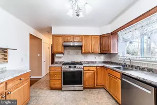 7021 96th Pl, Lanham, MD 20706 - Photo 12