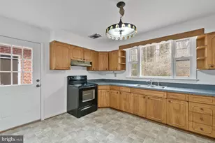 13008 Forest Dr, Bowie, MD 20715 - Photo 26