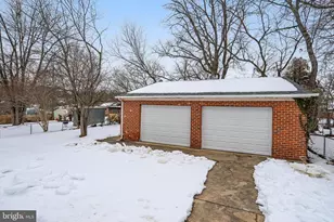 8124 Gavin St, Hyattsville, MD 20784 - Photo 4