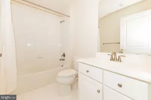 5255 Stream Bank Ln, Greenbelt, MD 20770 - Photo 10