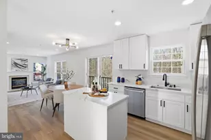 7102 Starboard Dr, District Heights, MD 20747 - Photo 12