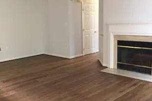 9708 Lake Pointe Ct, Largo, MD 20774 - Photo 6