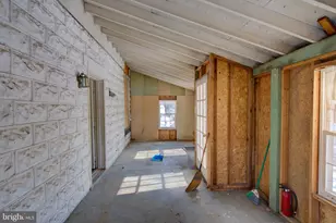 3922 Nicholson St, Hyattsville, MD 20782 - Photo 2