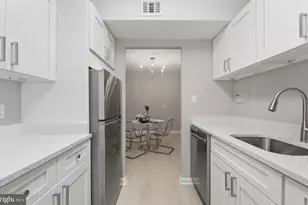 3829 Hamilton St, Hyattsville, MD 20781 - Photo 8