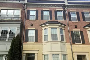 807 Admirals Way, Oxon Hill, MD 20745 - Photo 1