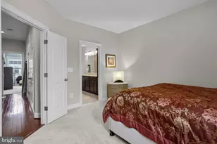 807 Admirals Way, Oxon Hill, MD 20745 - Photo 16