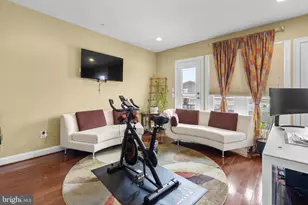807 Admirals Way, Oxon Hill, MD 20745 - Photo 26