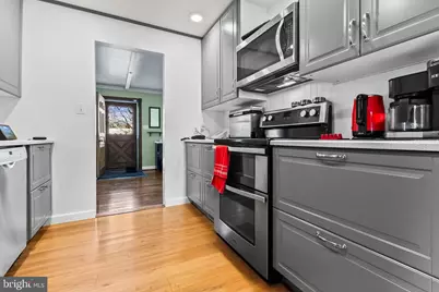 5925 Berwyn Road, College Park, MD 20740 - Photo 10