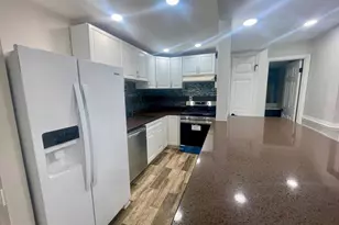 6018 Westchester Park Dr, College Park, MD 20740 - Photo 4