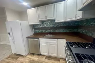 6018 Westchester Park Dr, College Park, MD 20740 - Photo 6