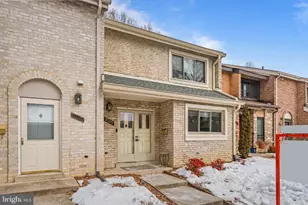 7105 Ora Glen Ct, Greenbelt, MD 20770 - Photo 2