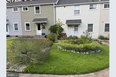 8 Southway, Greenbelt, MD 20770 - Photo 2