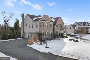 2707 Margary Timbers Ct, Bowie, MD 20721 - Photo 2