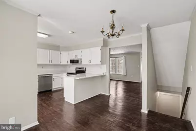 8918 Hillside Court, Landover, MD 20785 - Photo 6